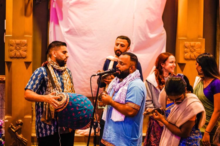 50 Hour Kirtan