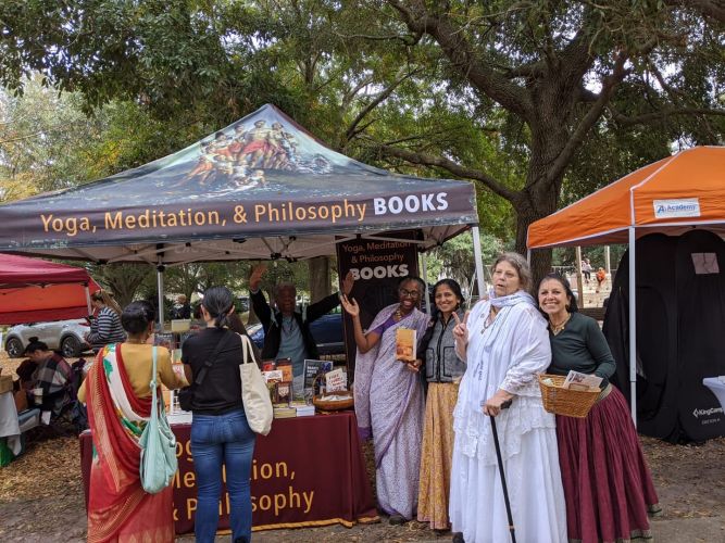 Devotees at Veg Fest