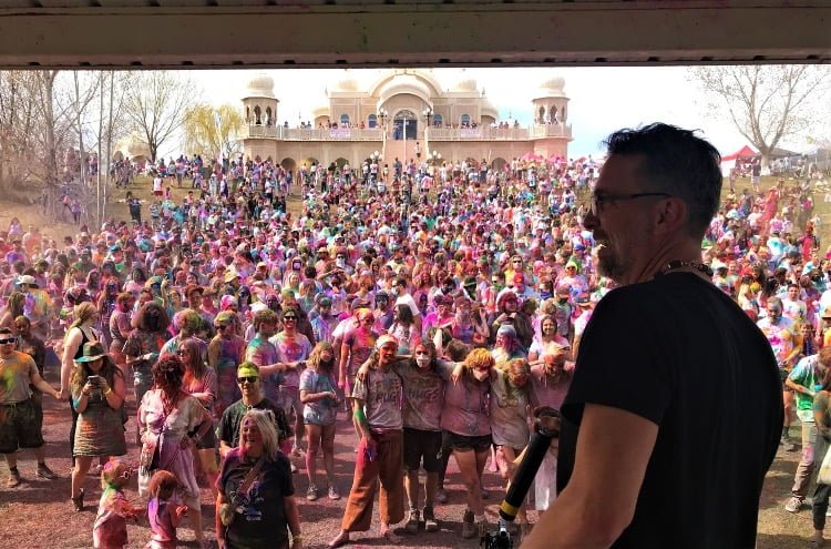Thousands Attend the Color Festival in Utah in Spite of Freezing Temps | ISKCON News