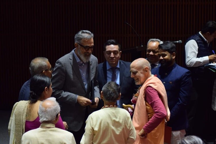 History Made in Mexican Parliament with Visit by Vaishnava Leaders   | ISKCON News